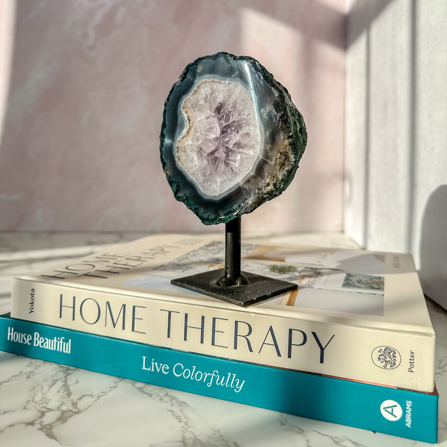 Amethyst on Stand ( 1 lbs 5.7 oz )