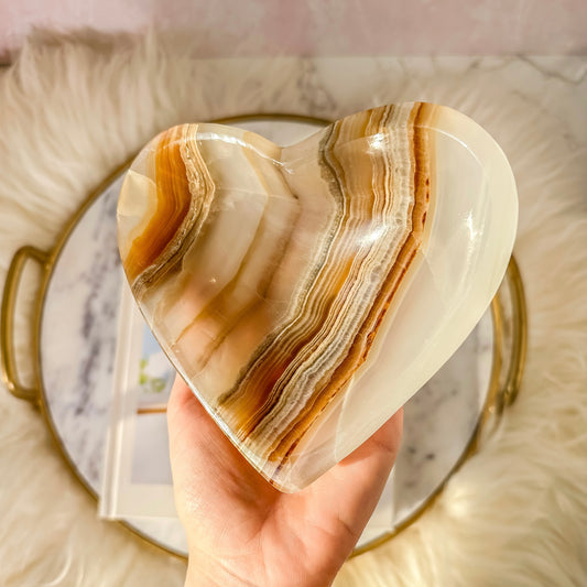 Heart Shaped Amber Onyx Bowl #1n (11.6 oz)