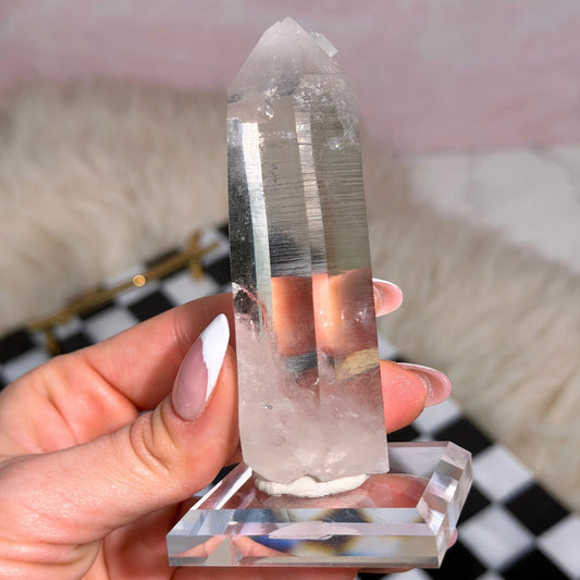 Arkansas Lemurian Quartz Point 157g on Acrylic Stand USA Crystal Decor