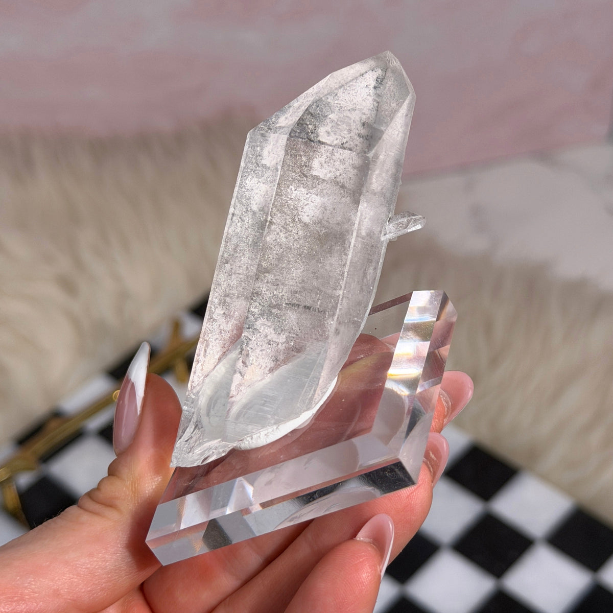 Arkansas Lemurian Quartz Point 99g on Acrylic Stand USA Crystal Decor