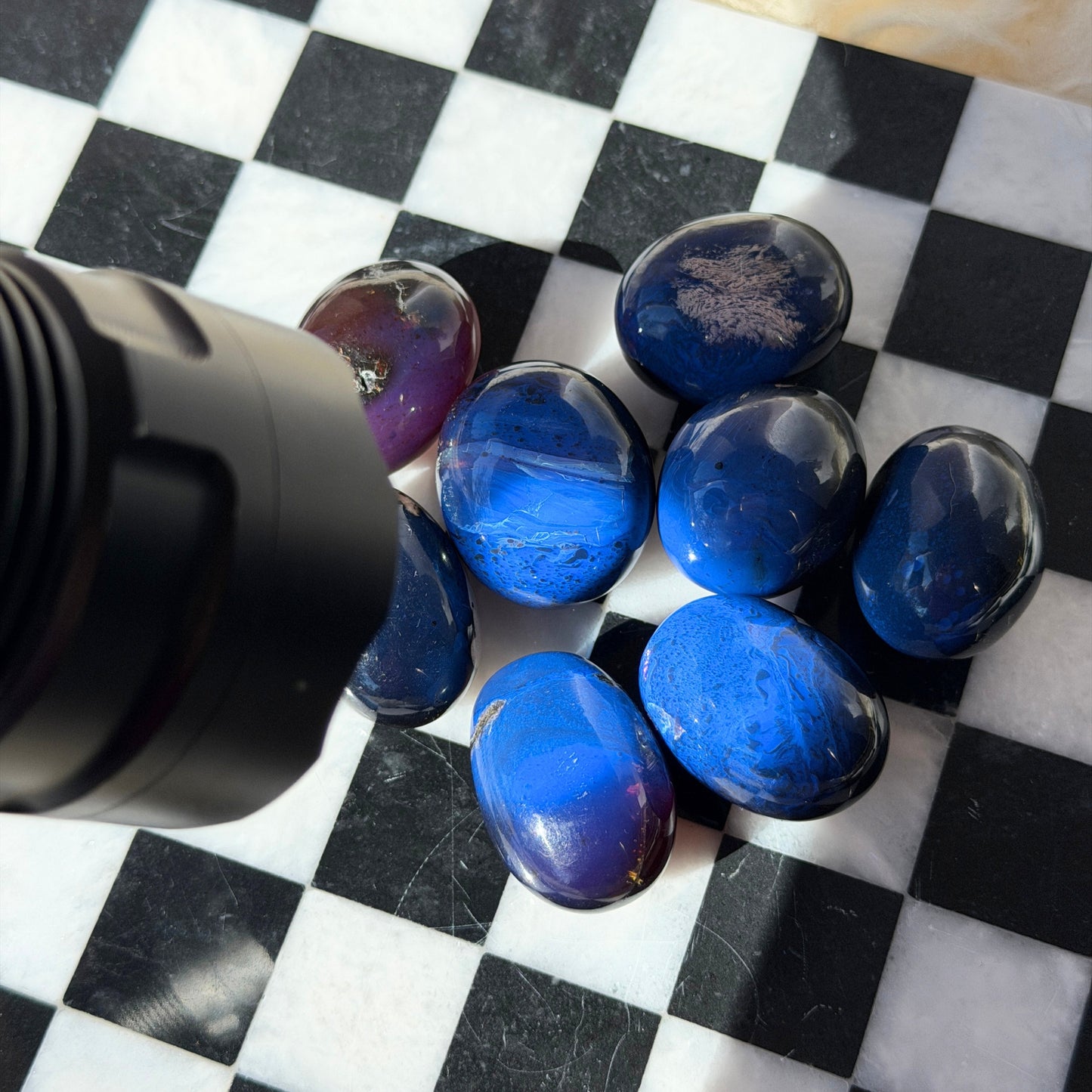 UV Reactive Blue Amber Tumbles | Indonesia