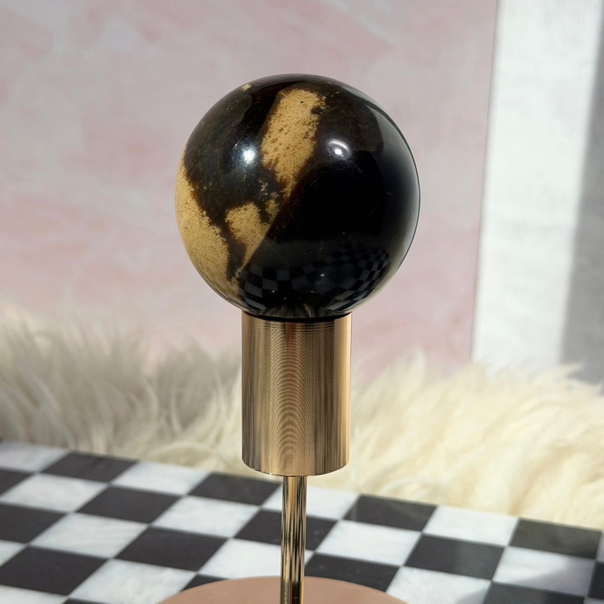 UV Reactive Blue Amber Sphere with Gold Stand 0.2 lb | Indonesia