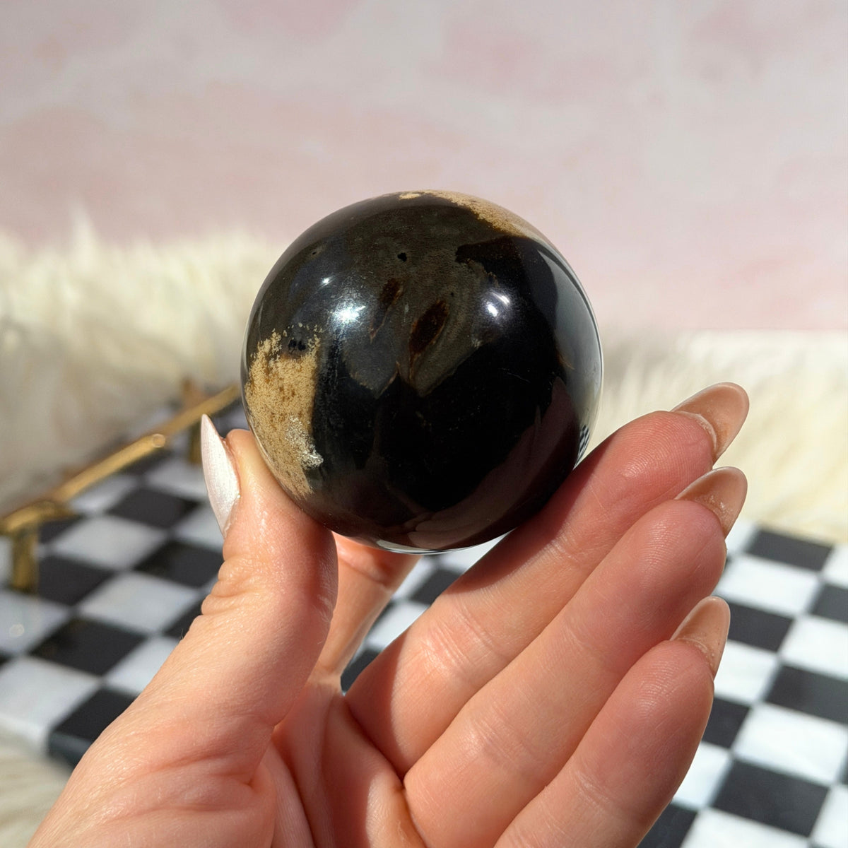 UV Reactive Blue Amber Sphere with Gold Stand 0.2 lb | Indonesia