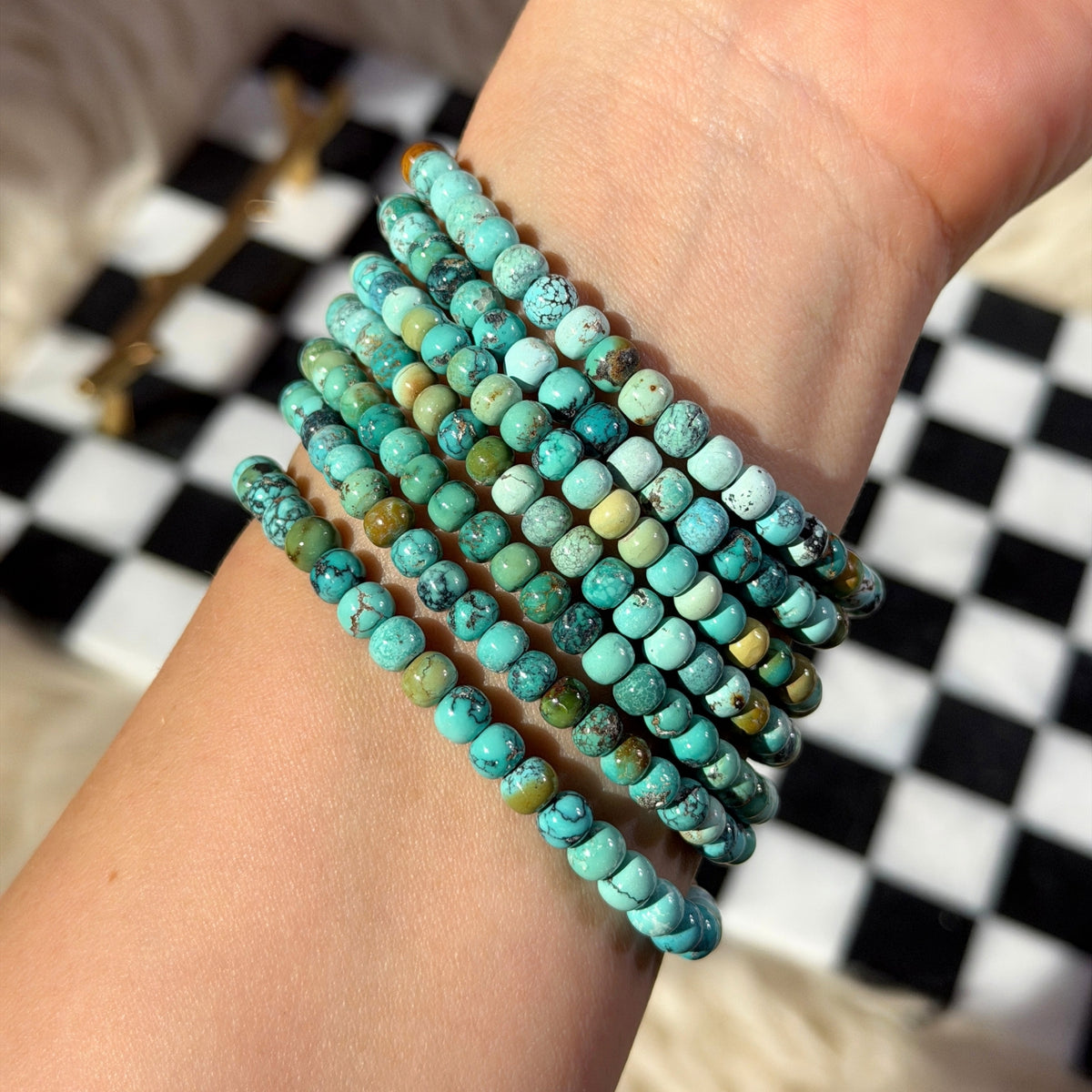 AAA Genuine Hube Turquoise Beaded Bracelet (Bead size: 5-6mm)