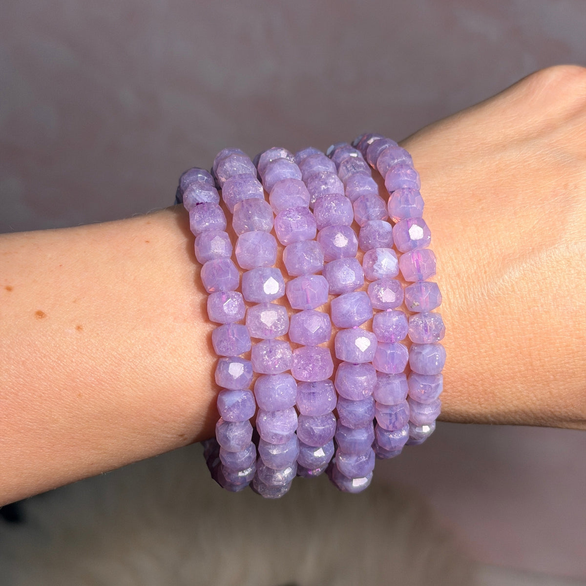 Faceted Lavender Moon Quartz Beaded Bracelet (Bead size: 7-9mm)